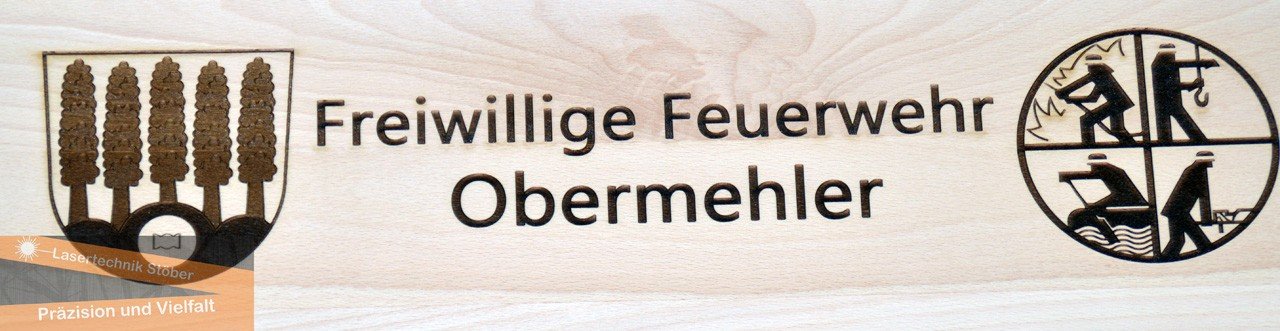 schnitt-und-gravur-auf-holz